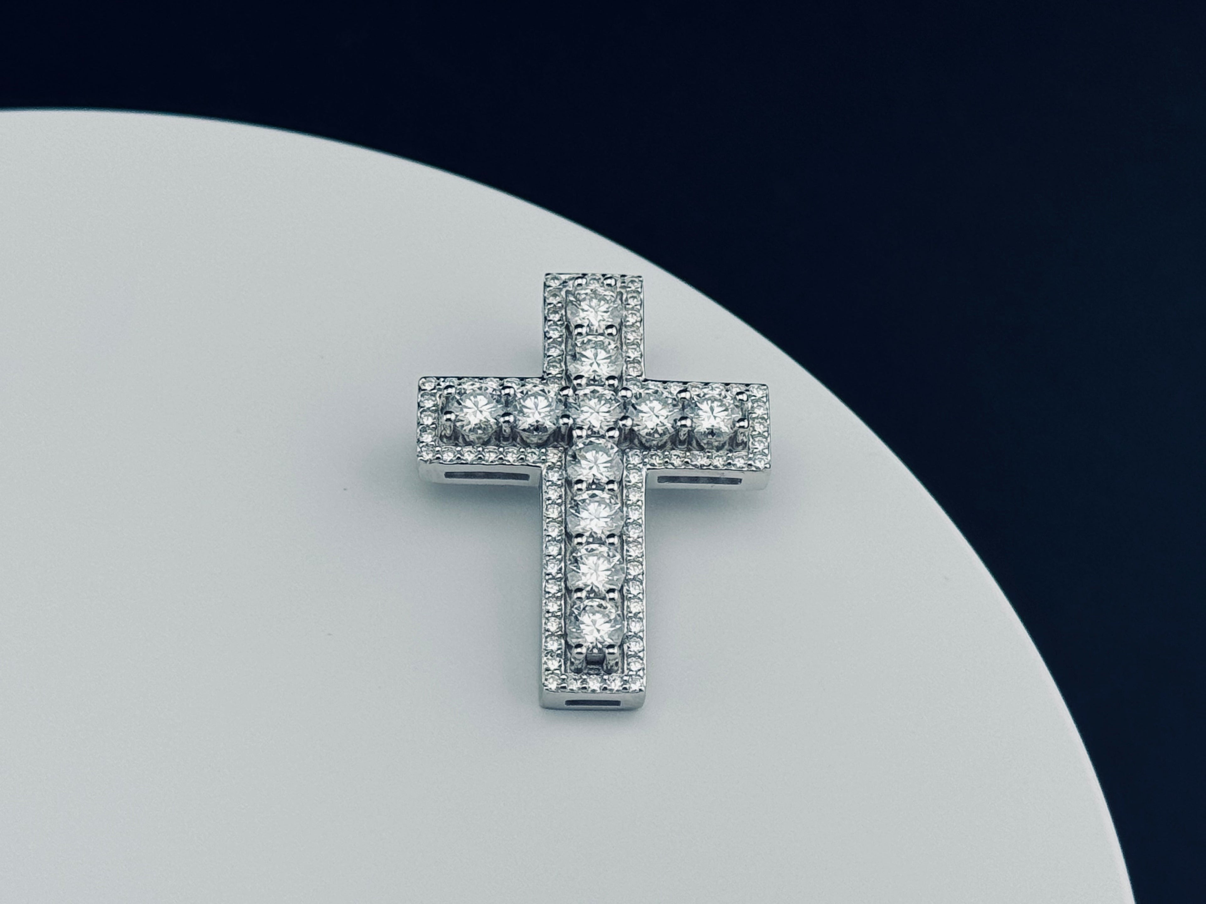 BIG CROSS PENDANT