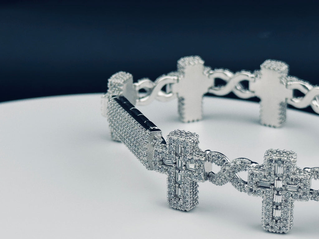 CROSS BRACELET